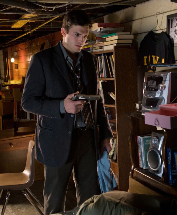 Personal Effects (2009) David Hollander Synopsis, Characteristics